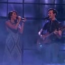 Alex &amp; Sierra chantent "Give Me Love" pour la finale de "The X Factor" US saison 3