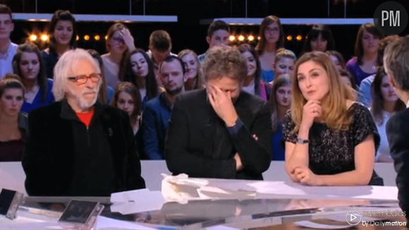 Guillon "gaffe" sur la relation entre François Hollande et Julie Gayet