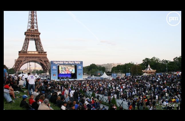 Pour l'Euro 2012, un écran géant avait été installé au Trocadéro.