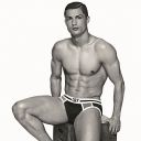 Cristiano Ronaldo pose pour ses sous-vêtements CR7