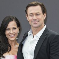 Julie Benz et Grant Bowler ("Defiance" sur Canalsat) : "La saison 2 bouscule tout"