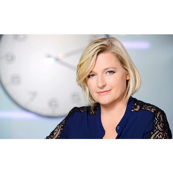 Anne-Elisabeth Lemoine sera joker d'Anne-Sophie Lapix dans "C à vous" ce soir