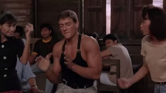 Scène de la danse dans "Kickboxer"