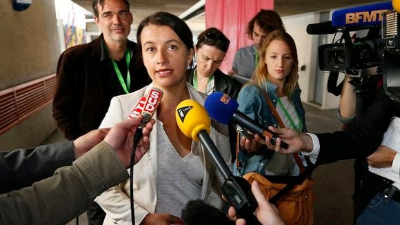 Cécile Duflot pose pour une campagne contre l'homophobie