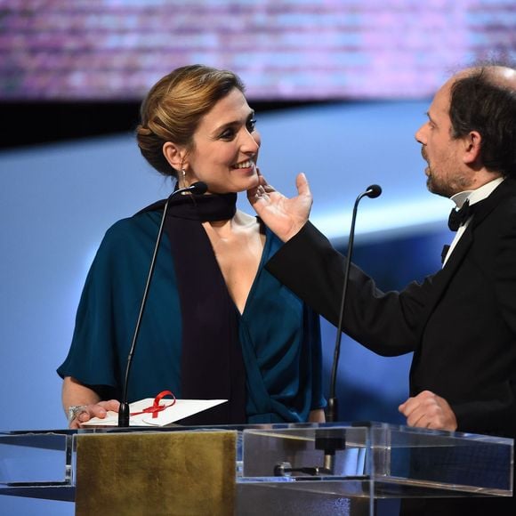 Julie Gayet et Denis Podalydes,lors de la 40ème Cérémonie des César