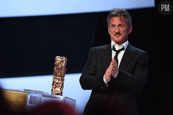 Sean Penn, César d'honneur, lors de la 40ème Cérémonie des César