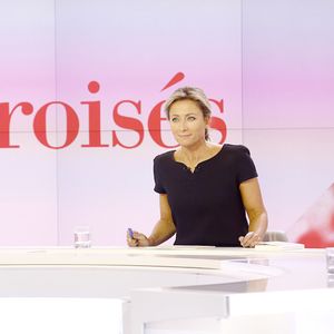 Anne-Sophie Lapix ne présentera plus "Mots Croisés"