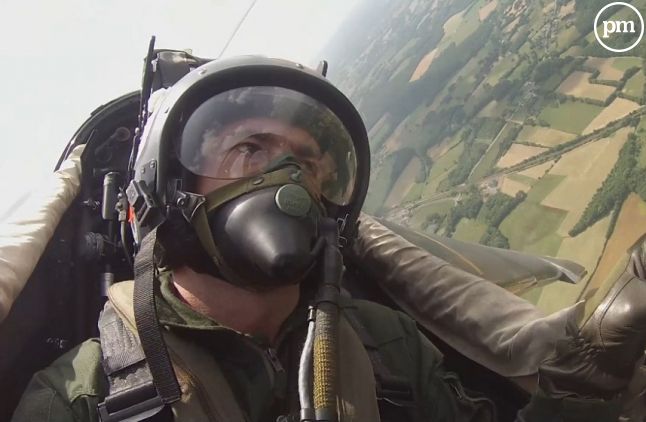 Christophe Delay s'entraîne dans un Alpha Jet avant son envol dans le Rafale, prévu le 23 juin sur BFM TV.