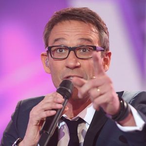 Le spectacle de Julien Courbet le 16 juillet sur D8