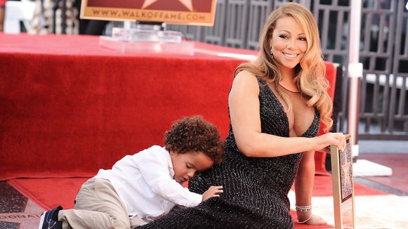 Etoile sur le Walk of Fame : Le fils de Mariah Carey s'incruste sur la photo