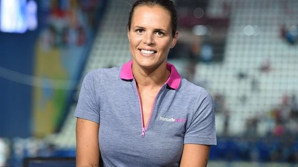 Laure Manaudou sur France Télé : "J'avais une liste de mots à placer à l'antenne !"