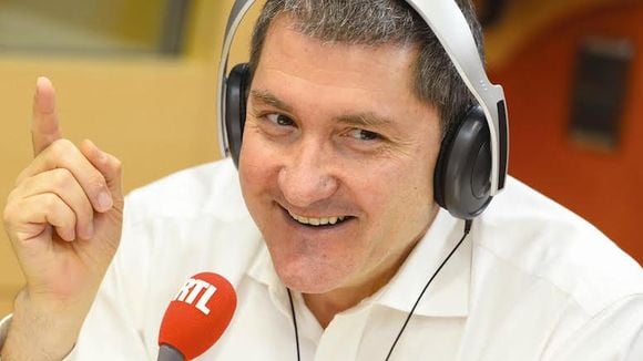 RTL : Yves Calvi rajeunit sa matinale