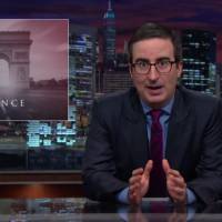 "Fuck these assholes" : John Oliver démonte les terroristes face à la culture française