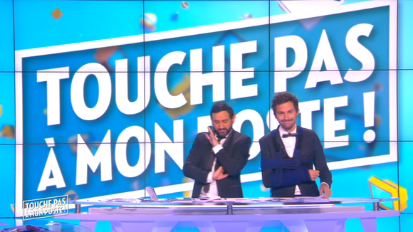 "TPMP" : Cyril Hanouna très gêné après avoir critiqué un titre des Eagles Of Death Metal