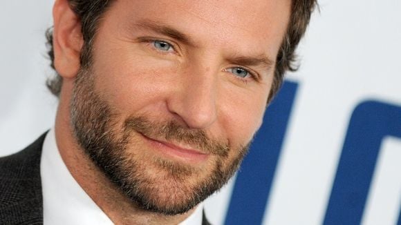 Bradley Cooper va produire une mini-série sur Daesh pour HBO