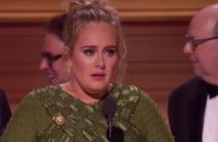 Adele dédie sa victoire aux Grammy Awards 2017 à Beyoncé