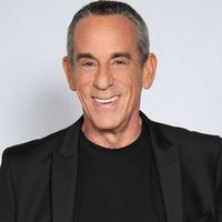 "Les Terriens" de C8 : Thierry Ardisson tacle Vincent Bolloré après le tournage de la dernière