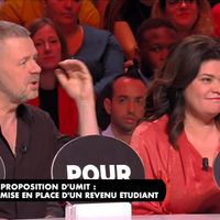 "Tu casses les couilles de tout le monde !" : Gros clash entre Eric Naulleau et Raquel Garrido dans "Balance ton post"