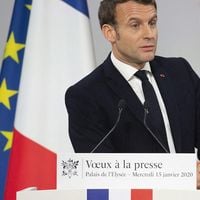 Emmanuel Macron : "Nous ne céderons rien sur les droits voisins" à "ceux qui font du chantage"