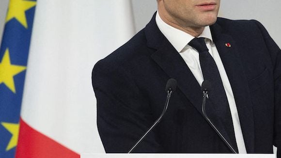 Emmanuel Macron : "Nous ne céderons rien sur les droits voisins" à "ceux qui font du chantage"