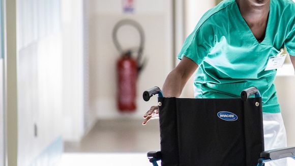 Audiences : "Les bracelets rouges" large leader devant "Vous avez la parole", W9 en forme