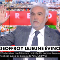 "C'est ça, la vraie soumission !" : Pascal Praud dézingue LCI après l'éviction de Geoffroy Lejeune