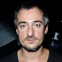 Sébastien Thoen viré de Canal+ : Le chroniqueur raille le manque de soutien des principaux humoristes français