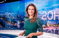 Générique du "20 Heures" de TF1 présenté par Anne-Claire Coudray.