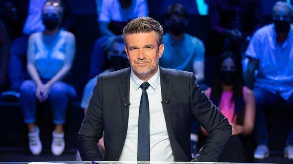 Le générique du "Canal Football Club" de Canal+ présenté par Hervé Mathoux