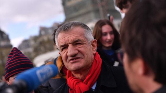 Jean Lassalle crie à la "censure" après avoir été désinvité de Virgin Radio, Guillaume Genton lui répond