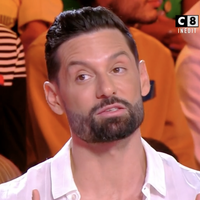 "Tu m'as fait une infidélité" : Cyril Hanouna réagit à la présence d'Hugo Manos dans l'émission de son compagnon Laurent Ruquier sur BFMTV