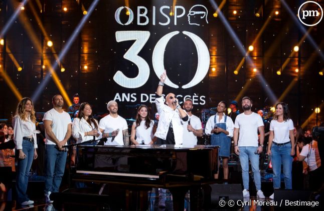 Nagui a célébré les 30 ans de carrière de Pascal Obispo au cours d'une soirée surprise ce vendredi 24 novembre 2023 sur France 3.