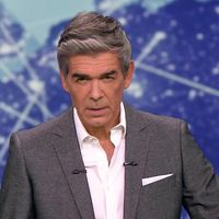 "Énorme problème technique en plein JT" : Le "19.45" de Xavier de Moulins brutalement interrompu, M6 présente ses excuses