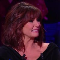 "C'est horrible" : Piégée, Faustine Bollaert fond en larmes dans "La Boîte à secrets" sur France 3