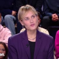 Judith Godrèche annonce porter plainte contre le réalisateur Benoît Jacquot pour "viols avec violences sur mineure"