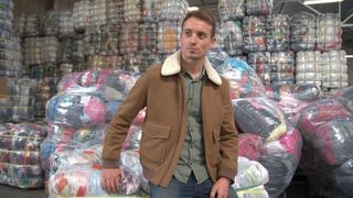 "Les téléspectateurs de 'Sur le front' n'ont pas l'impression de se faire engueuler" : Hugo Clément décrypte le succès de son émission sur France 5