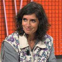 "C'est faux. Si j'avais voulu le rôle principal, je ne serais pas partie un an avant" : Hélène Seuzaret revient sur le départ de Claudia Tagbo du "Crime lui va si bien"