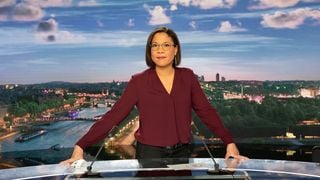 Audiences access 20h : Karine Baste est devancée sur France 2 d'1,3 million de téléspectateurs par Gilles Bouleau sur TF1