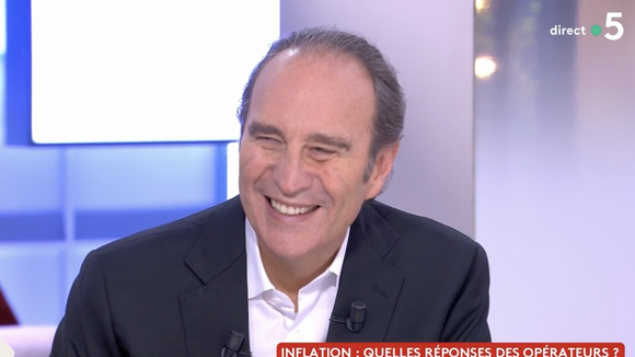 Xavier Niel dans "C à vous" : L'Arcom met en garde France 5 pour publicité clandestine