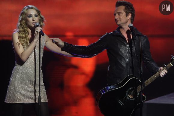 Laura Smet et David Hallyday, le 24 janvier 2010 sur la scène des "NRJ Music Awards"