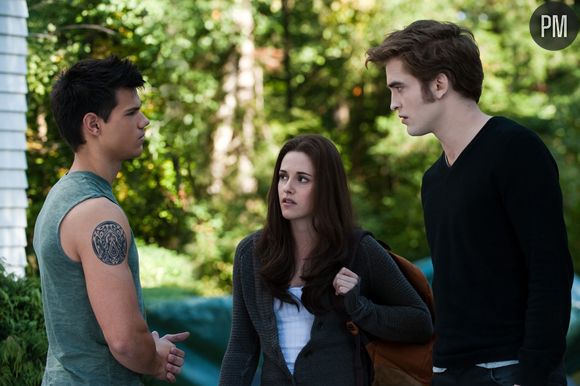 "Twilight  Chapitre 3 : Hésitation"