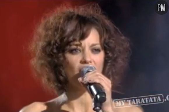 Marion Cotillard sur le plateau de "Taratata"