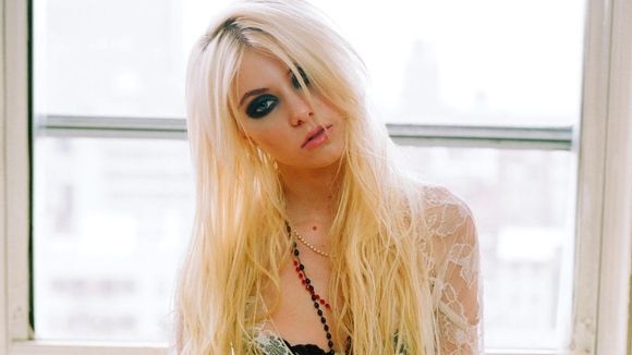 Taylor Momsen : "Je suis complètement dingue"