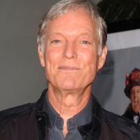 Richard Chamberlain conseille aux acteurs gays de ne pas faire leur coming out