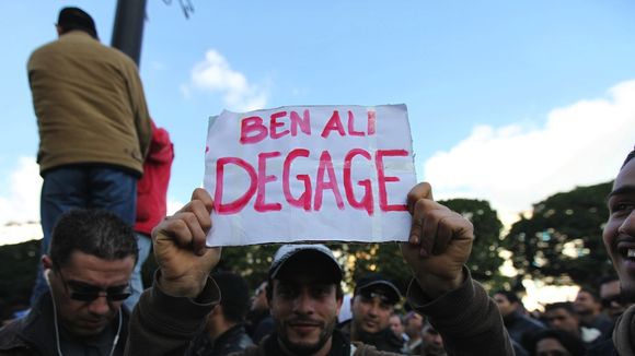 Tunisie : après des décennies de censure, les prémices d'une presse libre