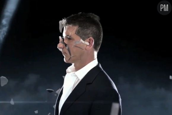 Simon Cowell dans la publicité pour la version américaine de "The X Factor"