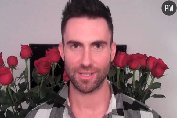 Adam Levine dans le clip "Uncharted" de Sara Bareilles