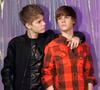 Justin Bieber découvre sa statue de cire au musée Madame Tussaud de Londres