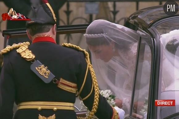 Kate Middleton arrive à l'Abbaye de Westminster