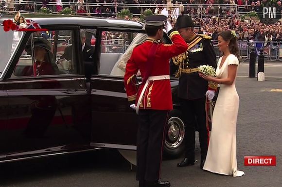 Kate Middleton arrive à l'Abbaye de Westminster